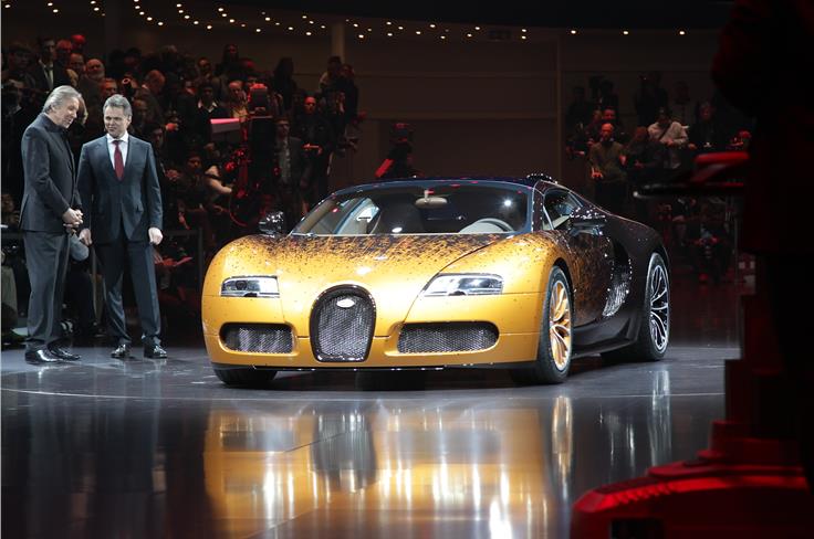 Bugatti revealed another special edition, this one designed by artist Bernar Venet
