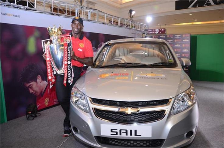 Chevrolet will introduce new variants of its offerings that interest to football fans, there will some offerings finished in the Manchester United football club&#8217;s colours. 