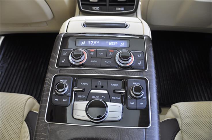 Both rear passengers have the option of dedicated controls for media and air-conditioning.