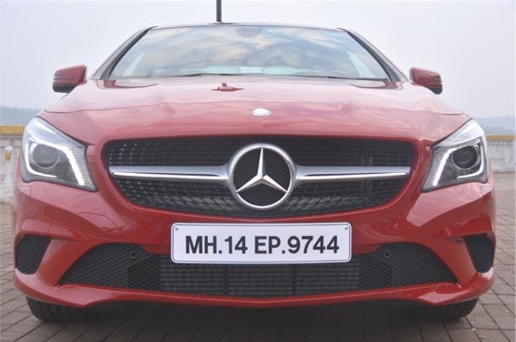 The CLA sedan gets similar front styling like the A-class but there are small differences at the bumper and the chin. 