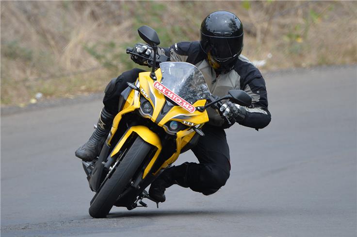 The Bajaj RS 200 turns a corner really quickly.