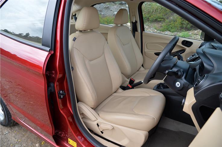 The front seats offer good levels of lateral, back and thigh support.