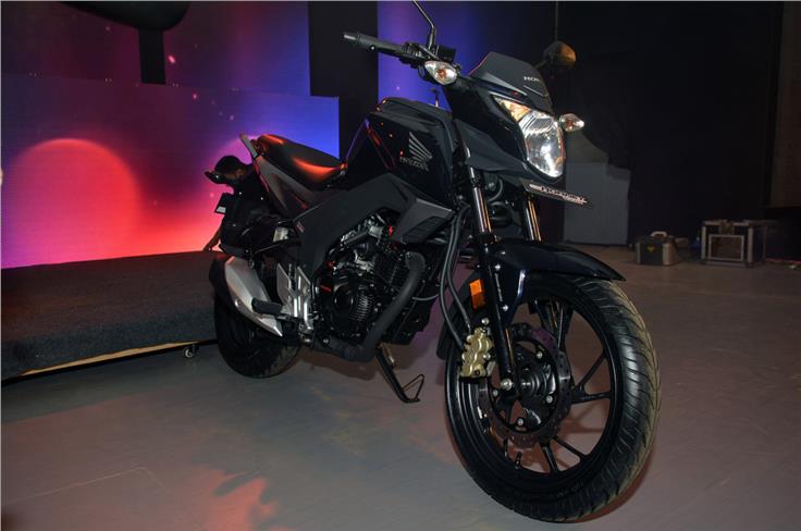 The CB Hornet 160R is the CB Unicorn 160's more aggressively styled twin.