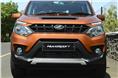 The front fascia looks quite cluttered with the high-set grille, LED DRLs, large airdam, fog-lamps and faux bash plate.