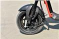 The Navi still comes with conventional telescopic forks and a 130mm drum brake up-front. Front rim size has been increased to 12 inches from 10.