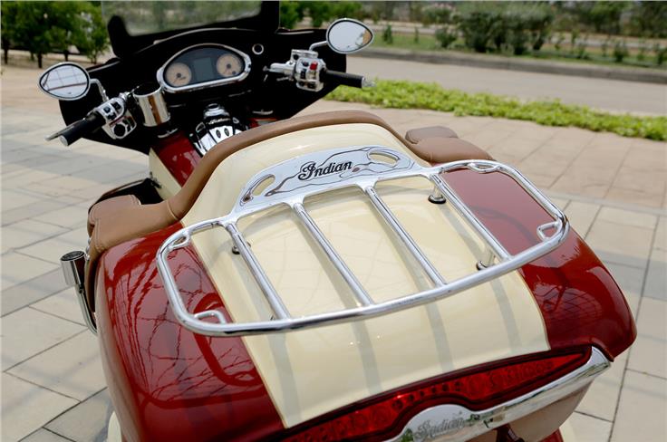 The Roadmaster gets the typical massive touring kit that you see on bikes such as the Harley-Davidson Electra Glide