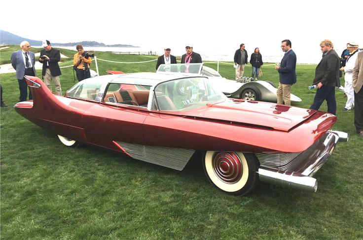 Crooner Bobby Darin and his wife Sandra Dee rolled up to the Oscars in this Didia 150 in 1961.