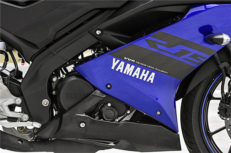 Trademark Yamaha blue and black scheme looks fantastic.