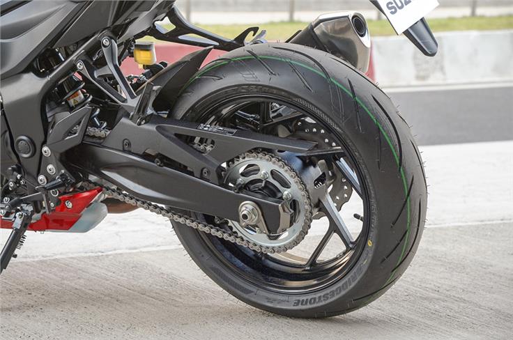 Bridgestone Battlax Hypersport S21 tyres offer strong dry weather performance.