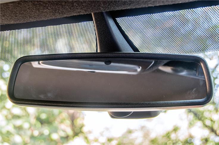 Premium auto-dimming interior rear-view mirror on the Ford.