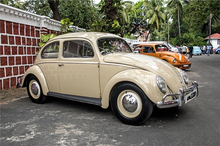 Viveck Goenka&#8217;s beige 1956 Beetle got a chance to meet its original owner, who lives in Goa!