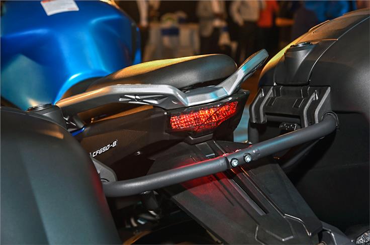 The 650GT can be equipped with saddlebags.