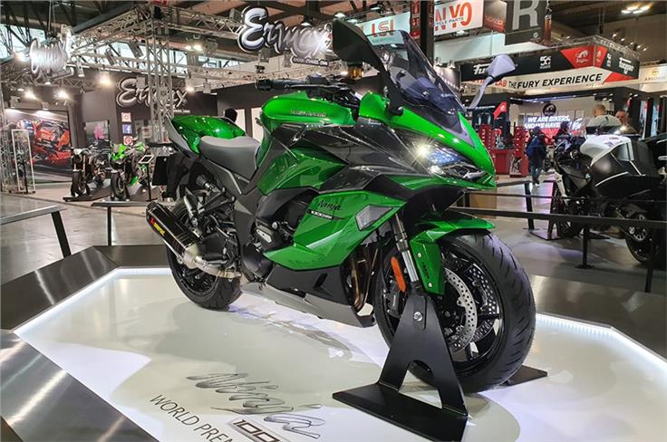 Kawasaki has updated the Ninja 1000 and launched this, the Ninja 1000SX that gets aids like cruise control as standard.