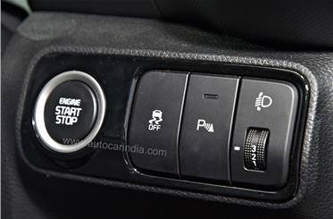 The ability to remote-start the engine and pre-cool the car will also be offered on the manual-gearbox versions.