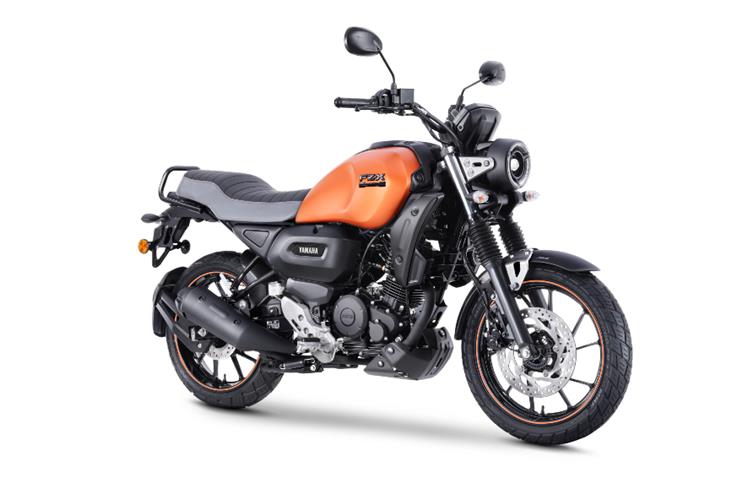 The Yamaha FZ-X in matte copper.