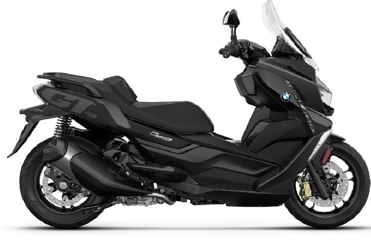 The BMW C 400 GT's seat height is 775mm.