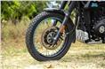 The Scram 411 has a 19-inch front wheel. The front suspension travel is 190mm.