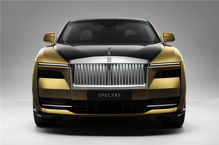 Rolls Royce Spectre front 