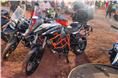 Even in a sea of adventure bikes at IBW, this unicorn stood out. The KTM 1190 Adventure R, never officially sold here.
