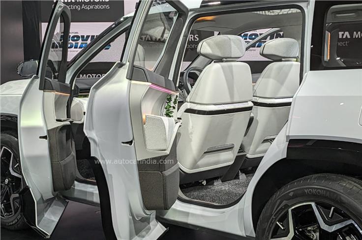 Tata Sierra rear-seats