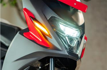 Lighting is LED all around, with a triangular headlight sitting front and centre.