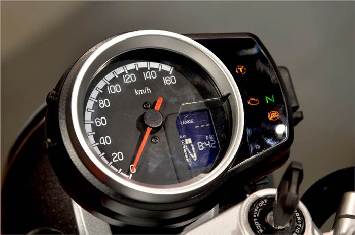 Honda-CB350-speedo