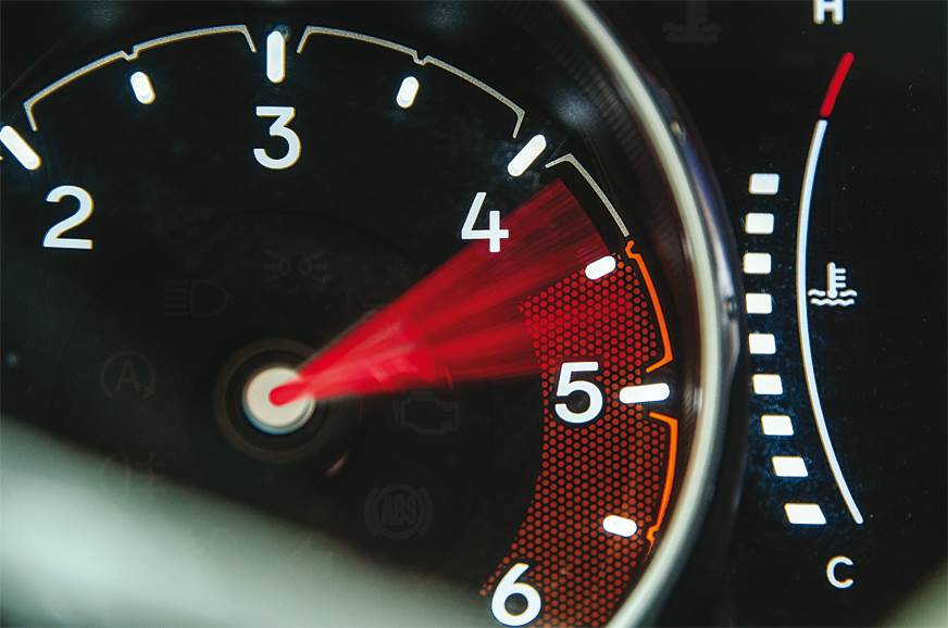 Jeep Compass long term review tachometer