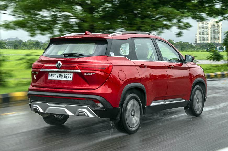 MG Hector petrol-automatic rear action