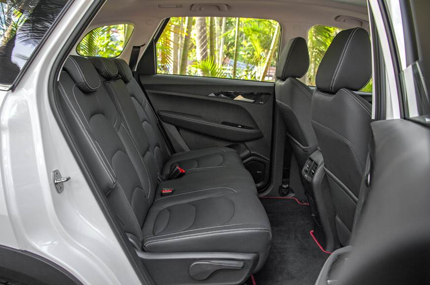 MG Hector rear seat
