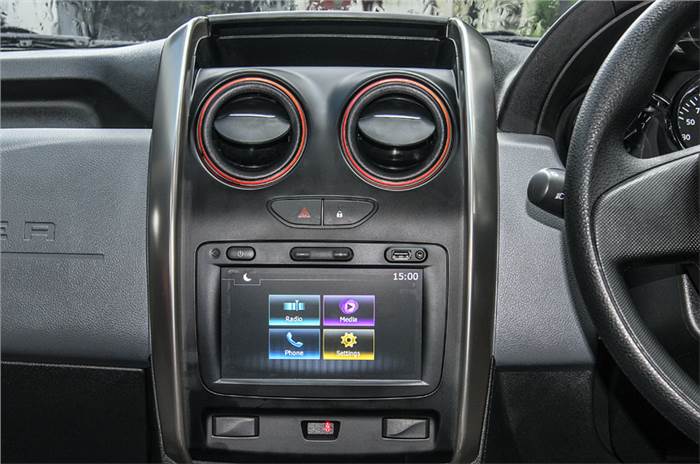 Renault Duster infotainment