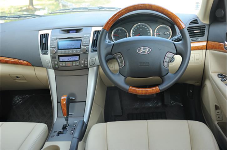 2009 Hyundai Sonata Transform review, test drive