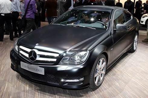 Mercedes C-class facelift unveiled