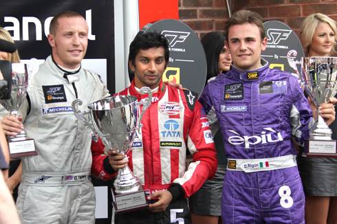 Narain triumphs at Brands Hatch