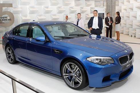 BMW M5 unveiled at Frankfurt