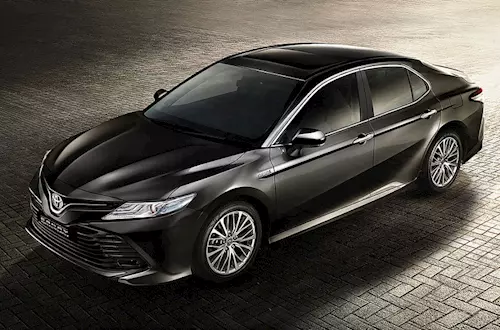 2019 Toyota Camry Hybrid launched at Rs 36.95 lakh
