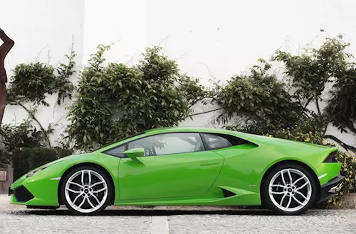 Lamborghini Huracan replacement to get V8 hybrid power