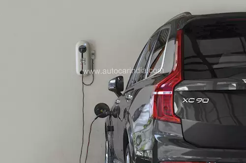 Volvo India discontinues XC90 plug-in hybrid as focus shi...