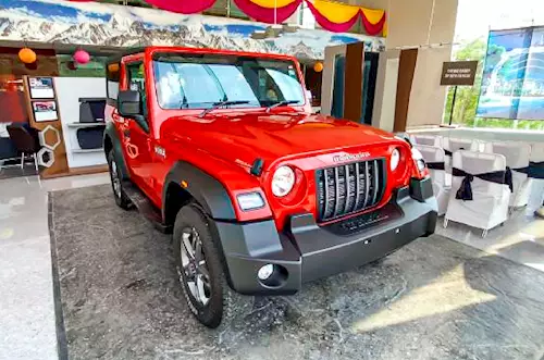 Discounts of up to Rs 1 lakh on Mahindra XUV300, Thar, Bo...