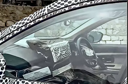 Tata Safari facelift interiors spied