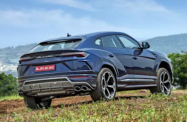 The Urus definitely looks the part of sporty SUV.