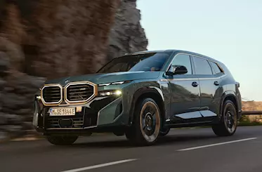2022 BMW XM front tracking
