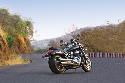 suzuki intruder 1800 salman khan