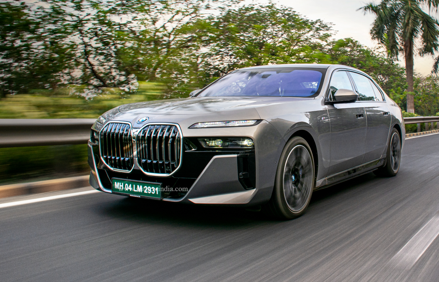 BMW I7 Quick Review Autocar India bmw-i7-quick-review-autocar-india