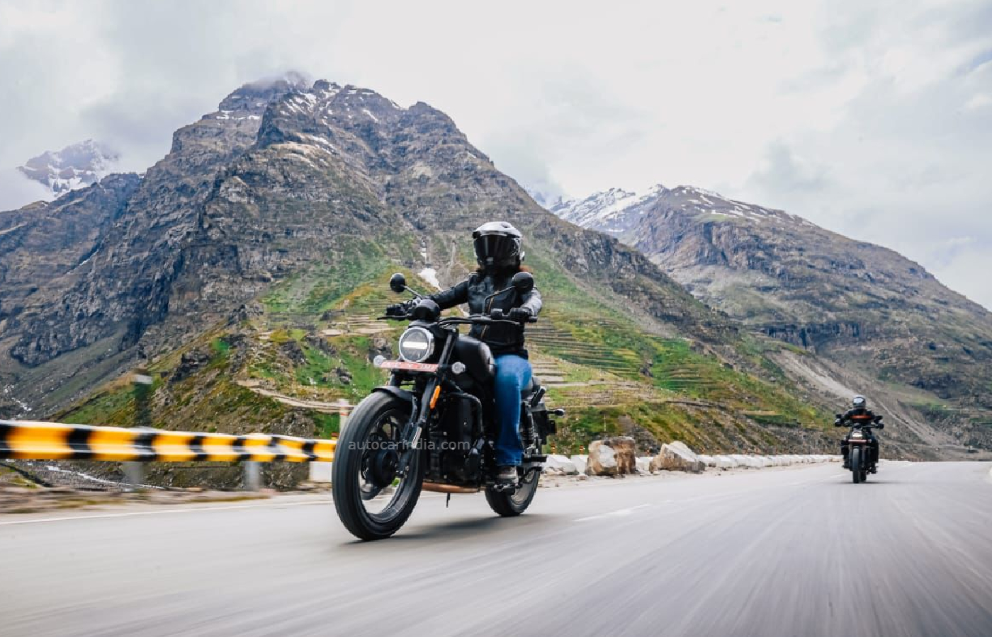 Harley Davidson X440 motorcycle in motion on a highway
