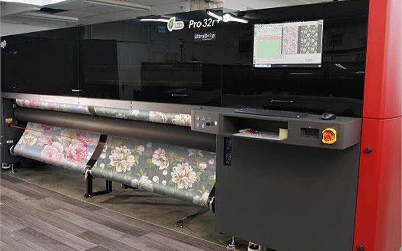 EFI roll-to-roll printers receive certification for wall coverings 