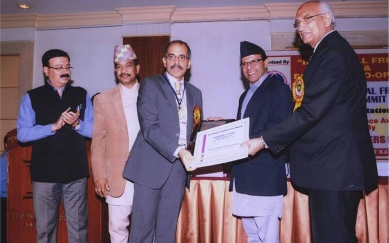 Khushru Patel of Jak honoured with global achievers award
