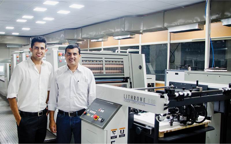 Pune’s Akruti took delivery of a Komori LS 427 B2 four-colour plus coater, and since then has made makereadies shorter and the print room cleaner. Akruti’s director (r) Girish Rao said, “We could see only two options – a Komori or a Heidelberg press, anything else would be a bit of a risk”