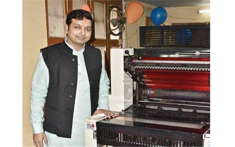 Fairprint loyalist, Varanasi-based Jauhari Process has recently installed the company's two-colour machine. The 30-year old firm also owns a Fairprint single-colour machine