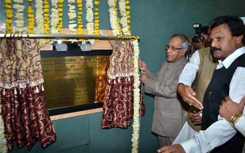 Pranab Mukherjee inaugurates the new bank note printing line at Dewas