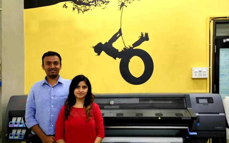 <a href="http://www.printweek.in/News/401745,mockingbird-opts-for-hp-latex-330.aspx" style="color: white" target="_blank">Mumbai-based Mockingbird has invested in a brand new HP Latex 330. The machine has been installed by Global 5 Technologiess</a>